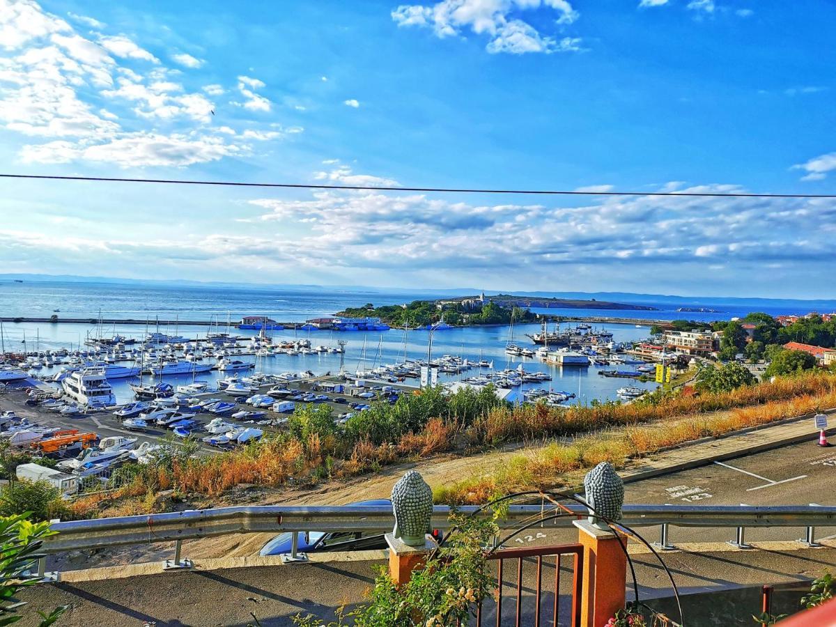 Villa Victoria - A Luxury Appartment With Icredible Seaview Созополь Экстерьер фото